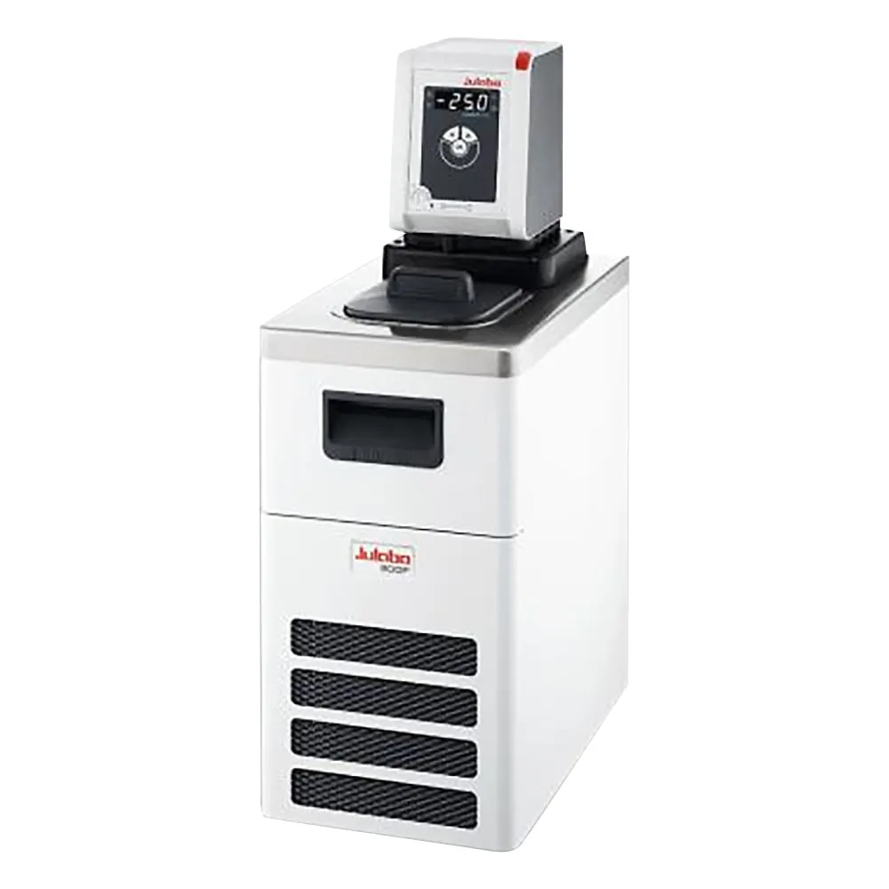 2-1999-22-22　High and Low Temperature Circulator -30~+150 with Inspection Document　CD-310F-N