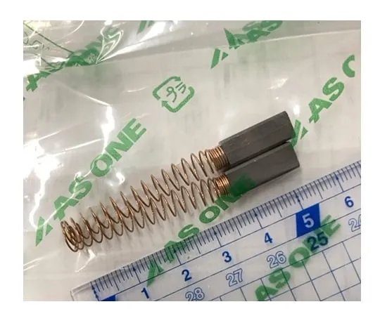 1-1246-01-17　Carbon Brush 5 x 6mm 2 Pieces