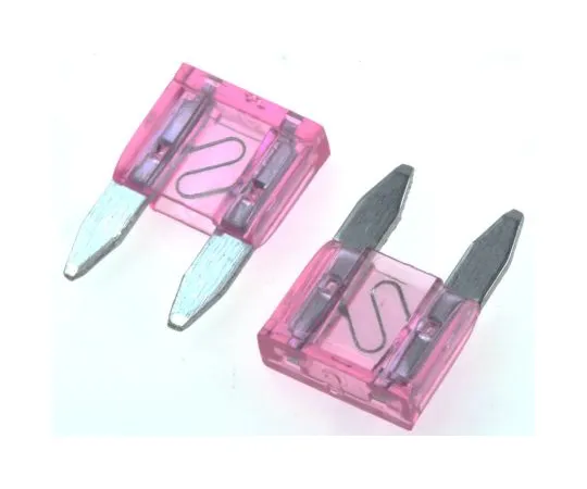 63-4647-82　RS PRO 3A Violet Car F***, 32V dc　563-712
