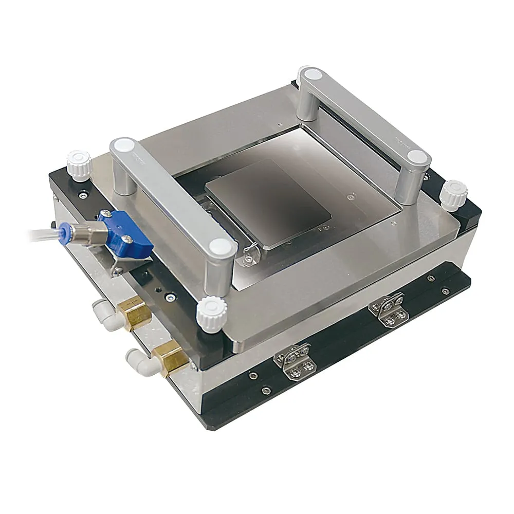 3-7599-01　Water Cooling Peltier Temperature Chamber 45 x 45mm　PG-1504
