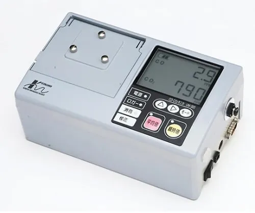 61-9735-25　［Discontinued］CO And CO2 Monitor 　UM-300