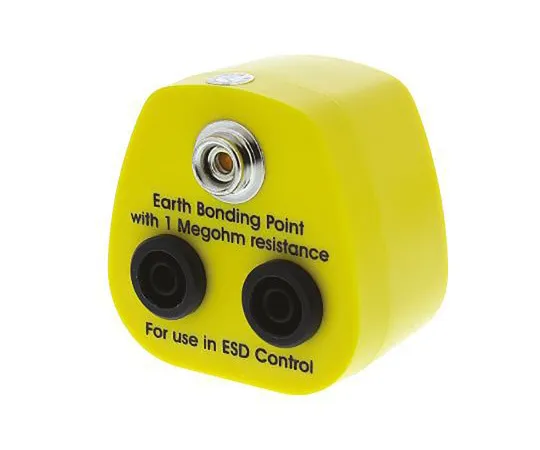 63-4756-74　RS PRO ESD Earth Bonding Plug With 10 mm Stud, Banana Socket x 2　298-3890