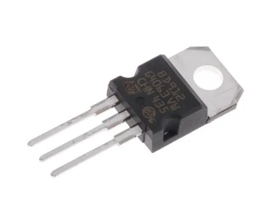 63-4712-26　STMicroelectronics BD912 PNP Transistor, 15 A, 100 V, 3-Pin TO-220　BD912
