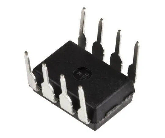 63-4876-15　Broadcom, 6N136-000E DC Input Transistor Output Optocoupler, Through Hole, 8-Pin PDIP　6N136-000E
