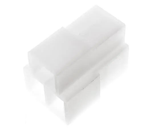 63-4743-31　TE Connectivity AMP FASTIN-FASTON Series, 3 Way Nylon 66 Crimp Terminal Housing, 6.35mm Tab Size, Natural　180941-0