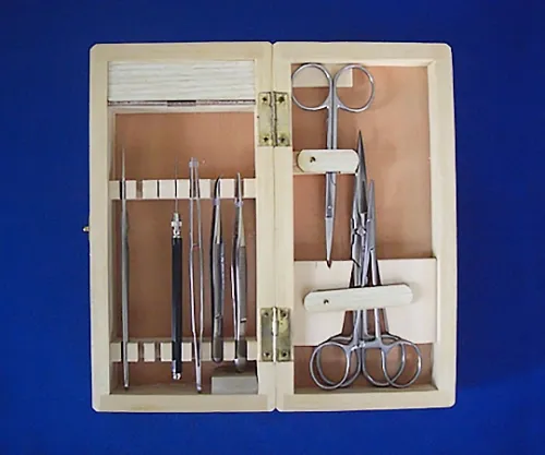 61-4481-91　Anatomical Set 8 Points with Wooden Box　550009