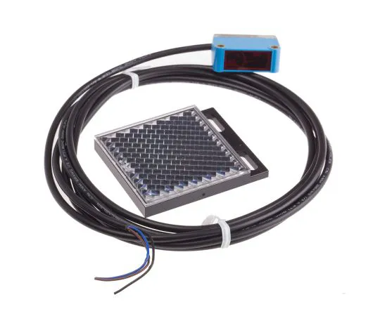 63-5030-03　RS PRO Photoelectric Sensor Retroreflective 7.2 m Detection Range NPN　729-5191
