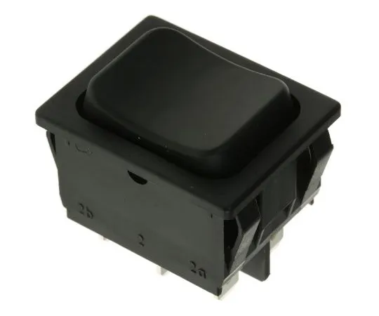 63-5045-41　Marquardt Double Pole Double Throw (DPDT), (On)-Off-(On) Rocker Switch Panel Mount　1839.1402
