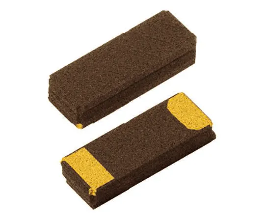 63-4938-39　Micro Crystal 32.768kHz Crystal ±20ppm SMD 2-Pin 5 x 1.9 x 0.9mm　CC4V-T1A 32.768kHz 9pF +-20ppm