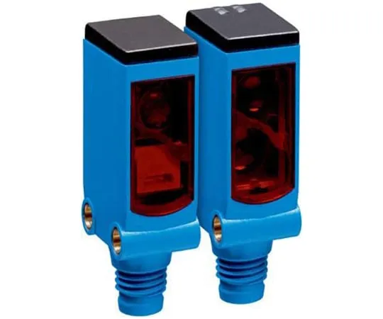 63-7048-88　Sick W4S-3 Photoelectric Sensor Through Beam (Emitter and Receiver) 0 → 5 m Detection Range IO-Link PNP　WSE4SC-3P2230A00