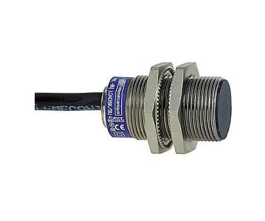 63-7036-15　Telemecanique Sensors Inductive Sensor 5 mm Detection, M18 x 1, PNP-NO/NC, 41mm Length, 12 → 24 V dc supply　XS1N18PC410