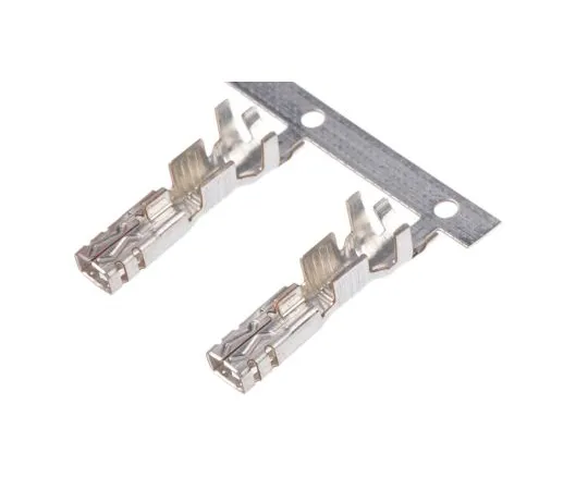 63-6891-67　Terminal Power Triple Lock Series Female Crimping　1971781-2