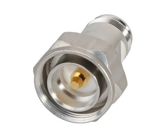 63-7027-13　Straight 50Ω Coaxial Adapter 4.3-10 Socket to 7/16 Plug 0 → 6GHz　33_716-4310-50-X1/133_WE