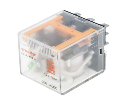 63-6808-96　RS PRO, 24V dc Coil Non-Latching Relay 3PDT, 10A Switching Current Plug In, 3 Pole　121-7816