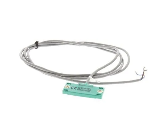 63-7496-25　Pepperl + Fuchs Capacitive sensor 5 mm length 50mm PNP-NO supply voltage 10 → 30 V dc IP67　CBN5-F46-E2