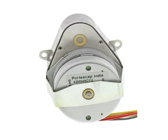 63-7502-65　McLennan Servo Supplies Unipolar Permanent Magnet Stepper Motor 7.5°, 0.54Nm, 5 V dc, 550 mA, 6 Wires　P542-M481U-G06L82