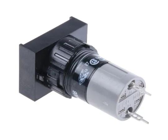63-7447-86　EAO Latching White LED Push Button Switch, IP40, 18 x 24mm, PCB　31-041.006