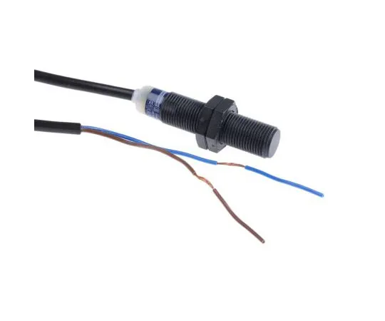 63-7490-41　Telemecanique Sensors Inductive Sensor 4 mm Detection, M12 x 1, NO, 61mm Length, 24 → 240 V ac/dc supply voltage　XS4P12MA230