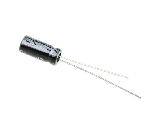 63-7737-35　RS PRO 4.7μF 50V dc Aluminium Electrolytic Capacitor, Through Hole 5 (Dia.) x 11mm +105°C 5mm 2mm 11mm　170-1243