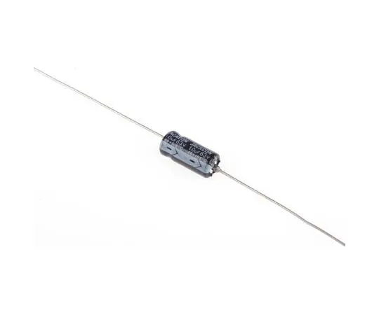 63-7727-85　RS PRO 10μF 63V dc Aluminium Electrolytic Capacitor, Through Hole 6 (Dia.) x 13mm +105°C 6mm 13mm　170-1081
