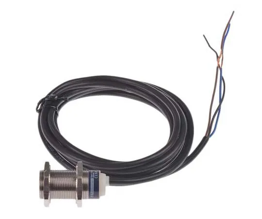 63-7704-45　Telemecanique Sensors Inductive Sensor 8 mm Detection, M18 x 1, PNP-NO, 39mm Length, 12 → 24 V dc supply voltage　XS118B3PAL2
