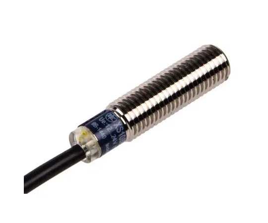 63-7704-41　Telemecanique Sensors Inductive Sensor 2.5 mm Detection, M8 x 1, PNP-NO, 33mm Length, 12 → 24 V dc supply voltage　XS108B3PAL2