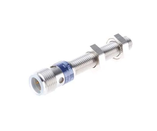 63-7704-48　Telemecanique Sensors Inductive Sensor 1.5 mm Detection, M8 x 1, PNP-NO, 62mm Length, 12 → 48 V dc supply voltage　XS508BLPAM12