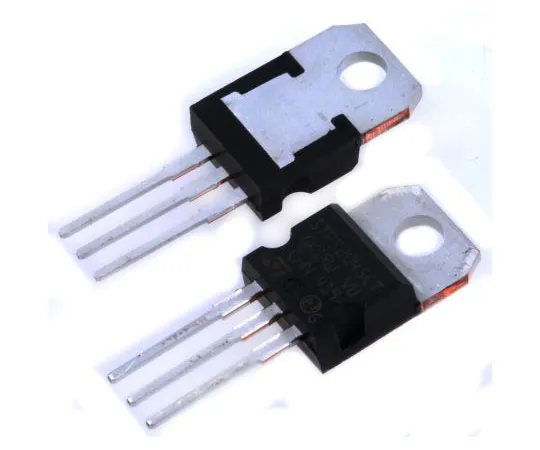 63-7579-27　STMicroelectronics 45V 10A, Dual Schottky Diode, 3-Pin TO-220AB STPS2045CT　STPS2045CT