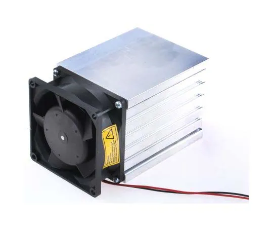 63-7699-66　Heatsink, 0.22K/W, 100 x 80 x 83mm　LA 9  100   24 V