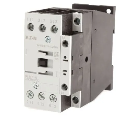 63-7585-24　Eaton 3 Pole Contactor, 32 A, 400 V ac Coil, xStart, 3NO, 15 kW　277262 & DILM32-10(400V50HZ,440V60HZ)