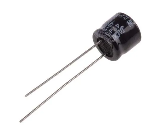 63-7727-49　RS PRO 47μF 50V dc Aluminium Electrolytic Capacitor, Through Hole 8 (Dia.) x 7mm +105°C 8mm 3.5mm 7mm　170-1057