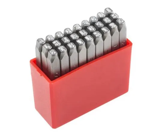63-8052-24　RS PRO 2.5mm x 27 Piece Engraving Letter Punch Set, (A to Z)　875-4718