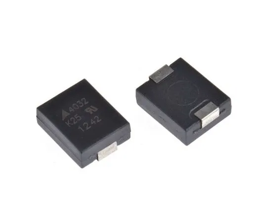 63-7955-41　EPCOS CU Series Metal Oxide Varistor 1.4nF 2.5A, Clamping 77V, Varistor 39V 4032 (10280M) Case　B72660M0250K072