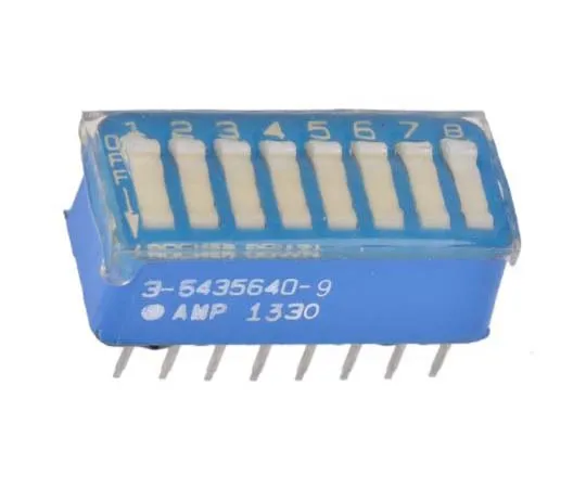 63-7750-88　8 Way Through Hole DIP Switch SPST, Rocker Actuator　3-5435640-9